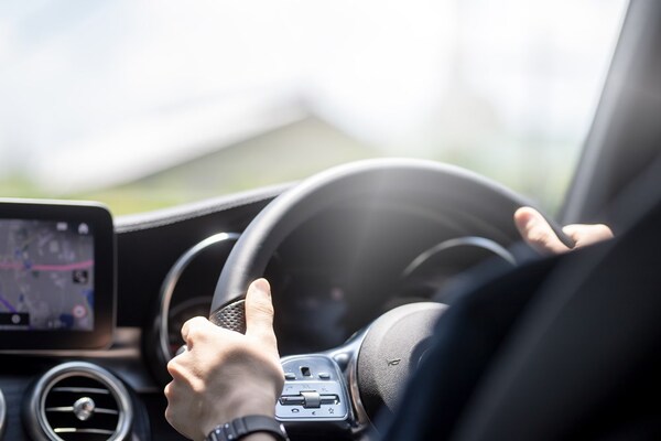 長距離運転で疲れる原因は？疲れが軽減するおすすめの方法！